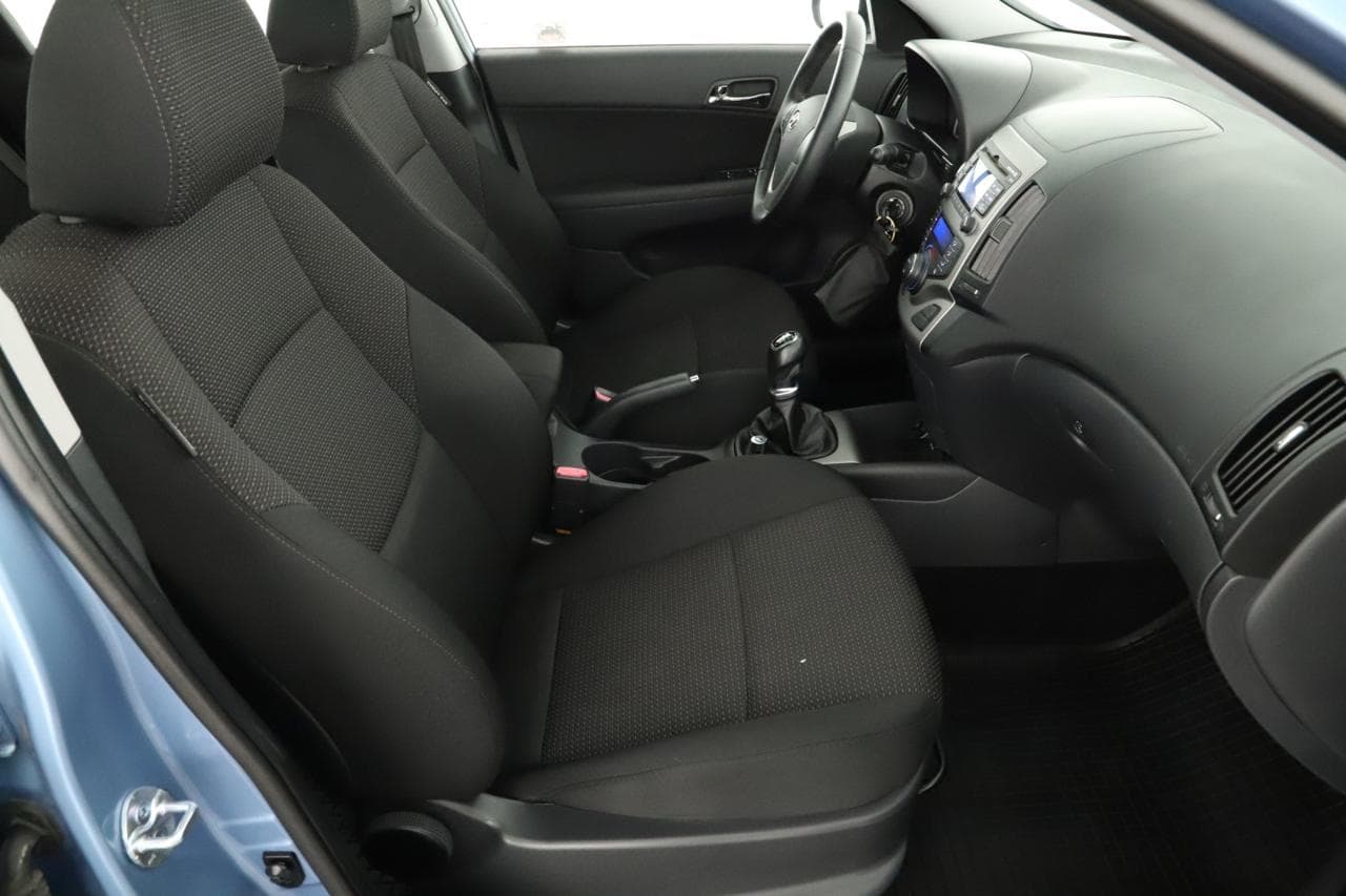 2011 Hyundai i30 - 10