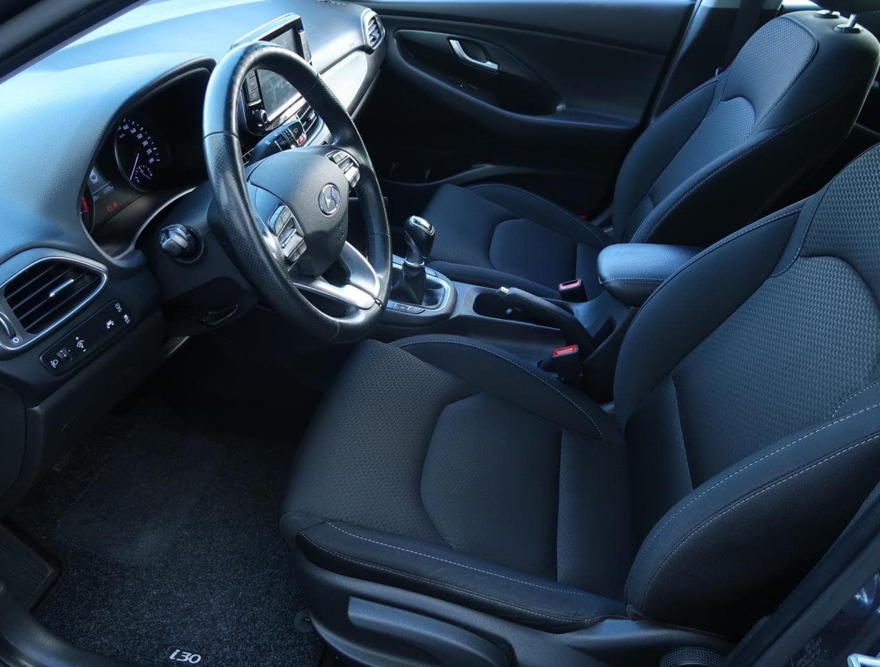 2019 Hyundai i30 - 16