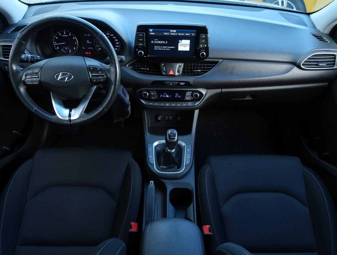 2019 Hyundai i30 - 10