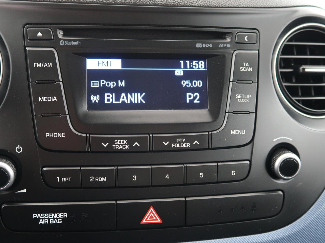 2013 Hyundai i10 - 18