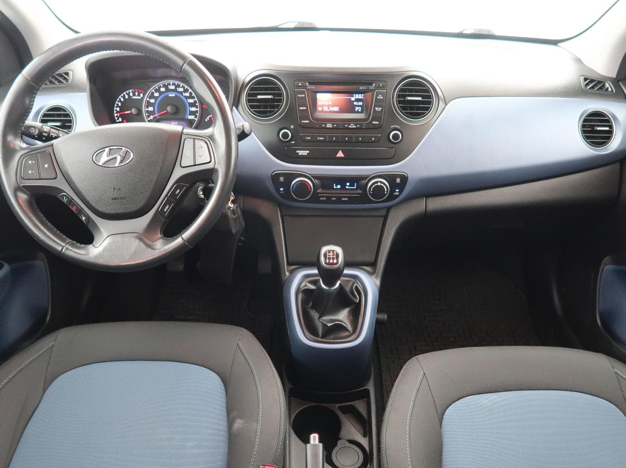 2013 Hyundai i10 - 10
