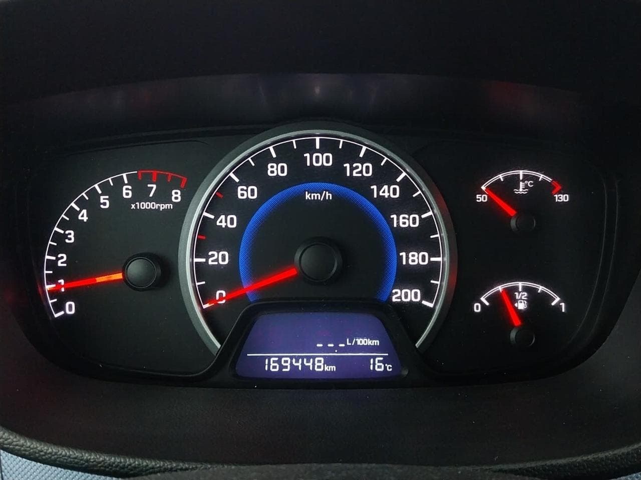 2015 Hyundai i10 - 17