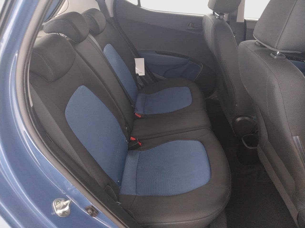 2015 Hyundai i10 - 13