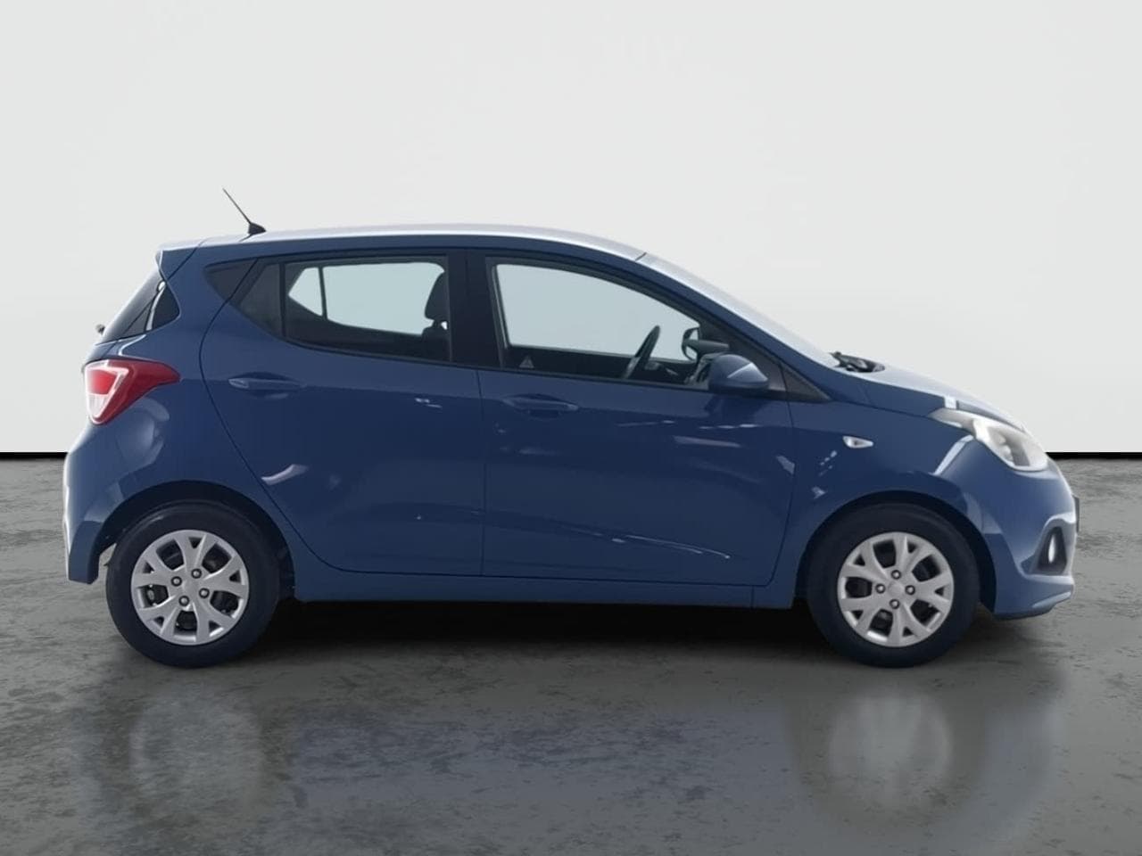 2015 Hyundai i10 - 8