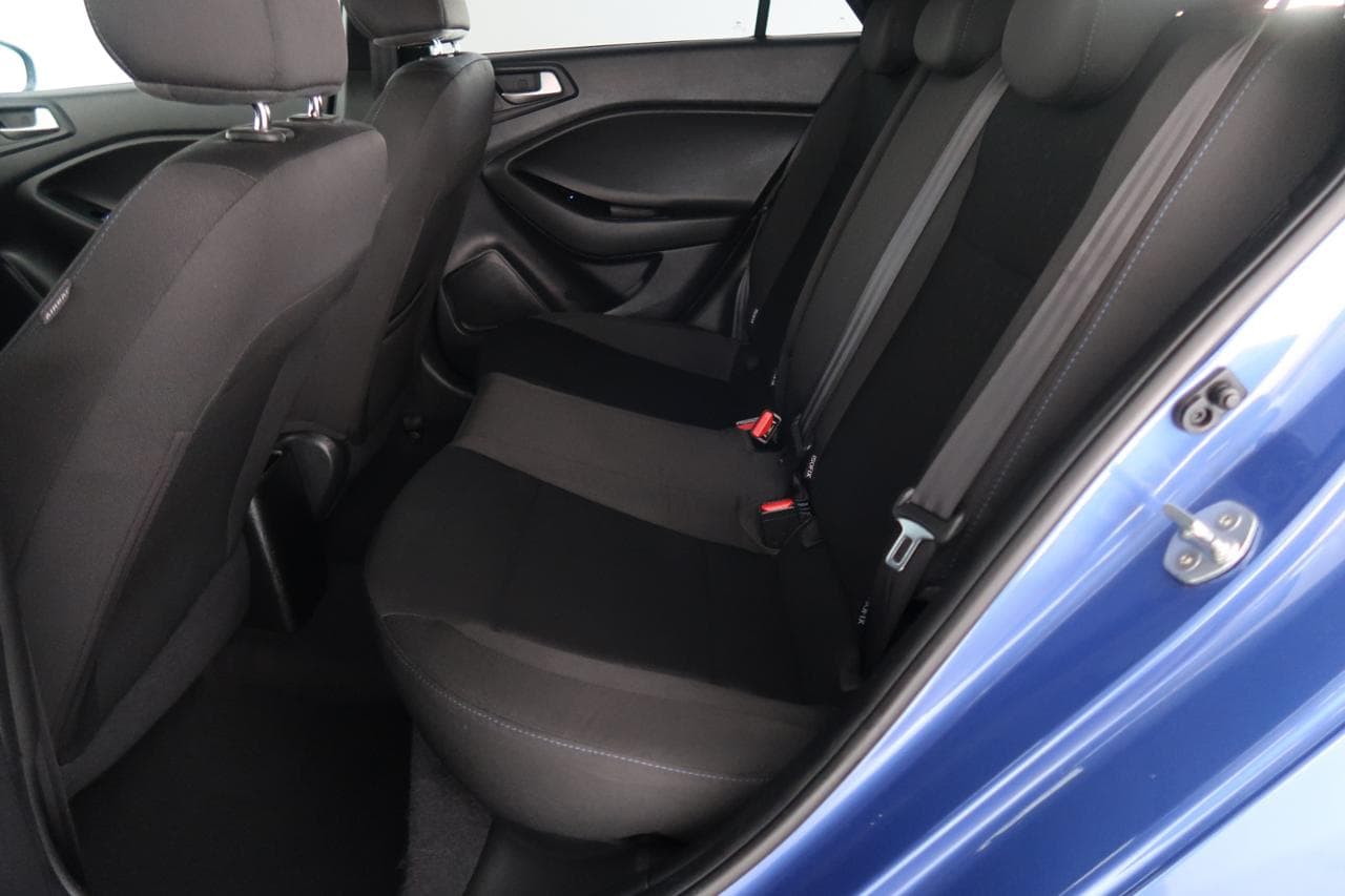 2019 Hyundai i20 - 15