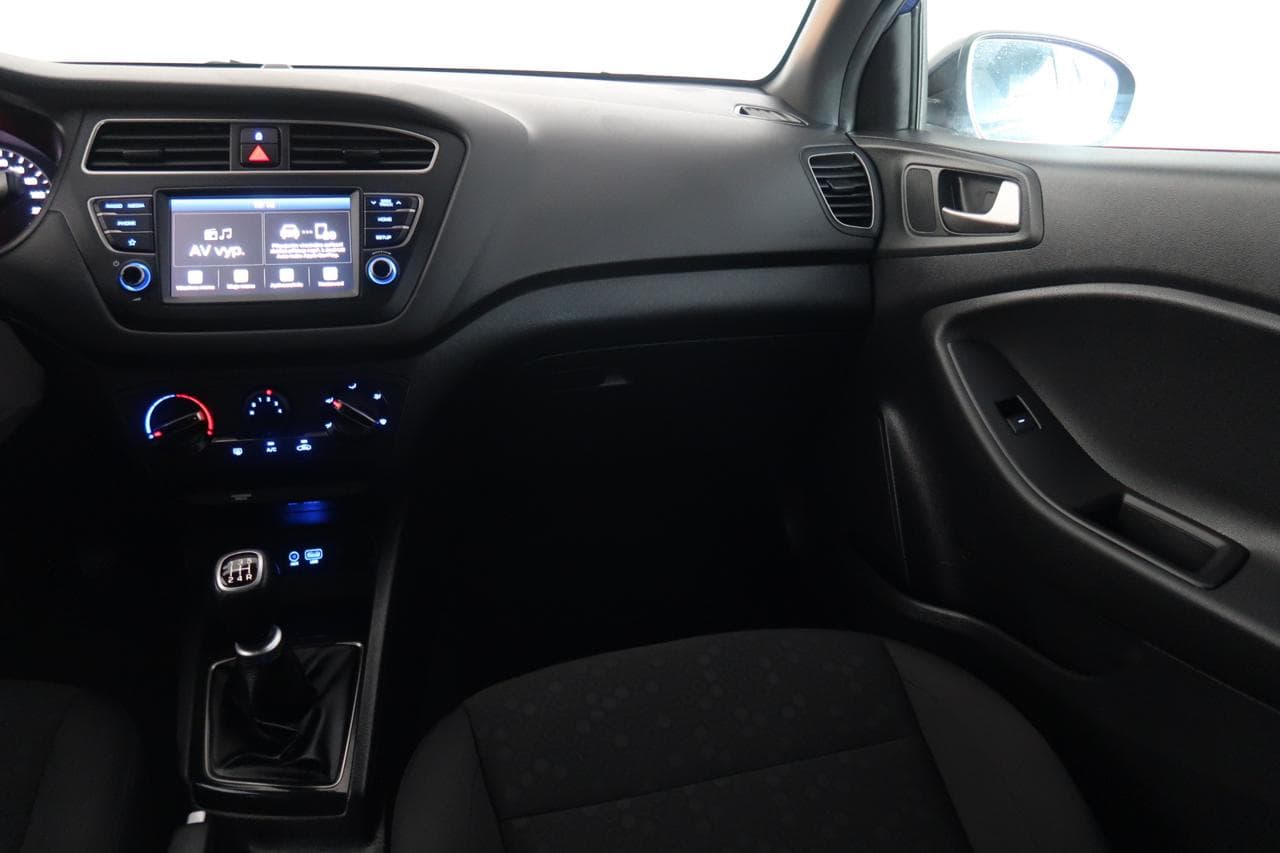2019 Hyundai i20 - 11