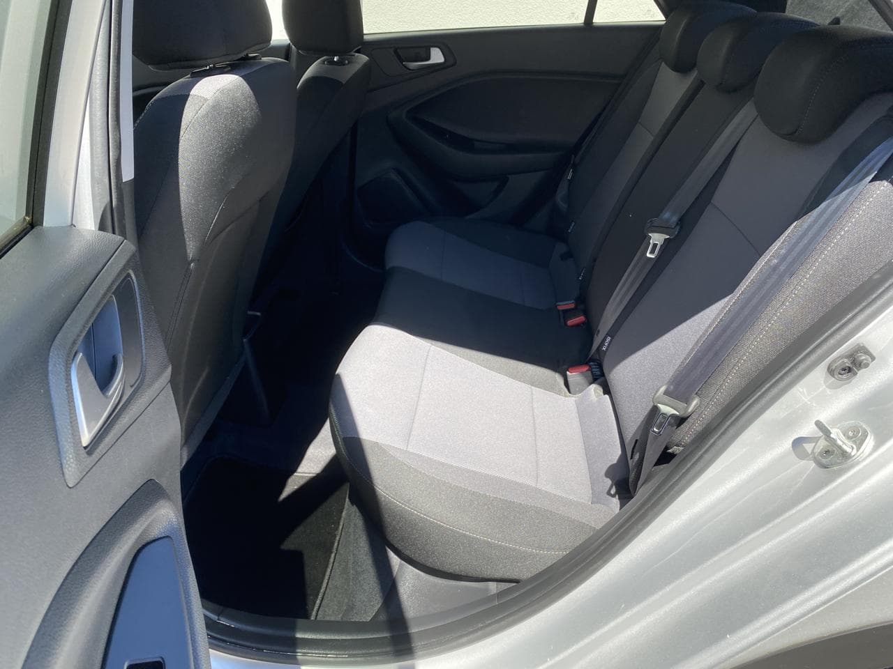 2019 Hyundai i20 - 10