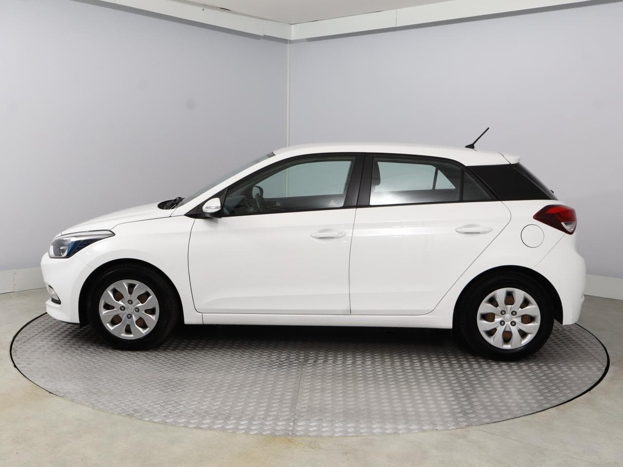2017 Hyundai i20 - 4