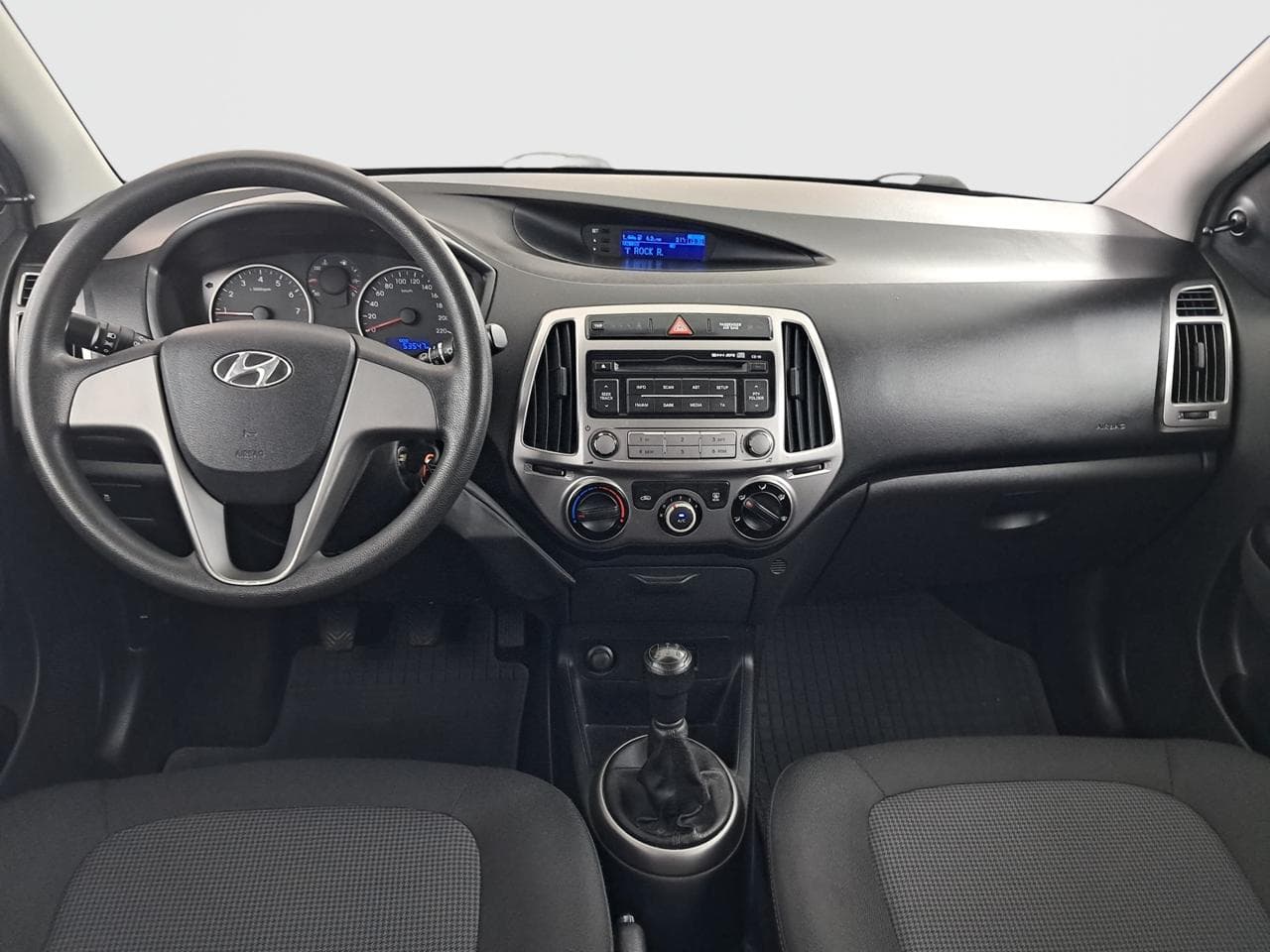 2014 Hyundai i20 - 10