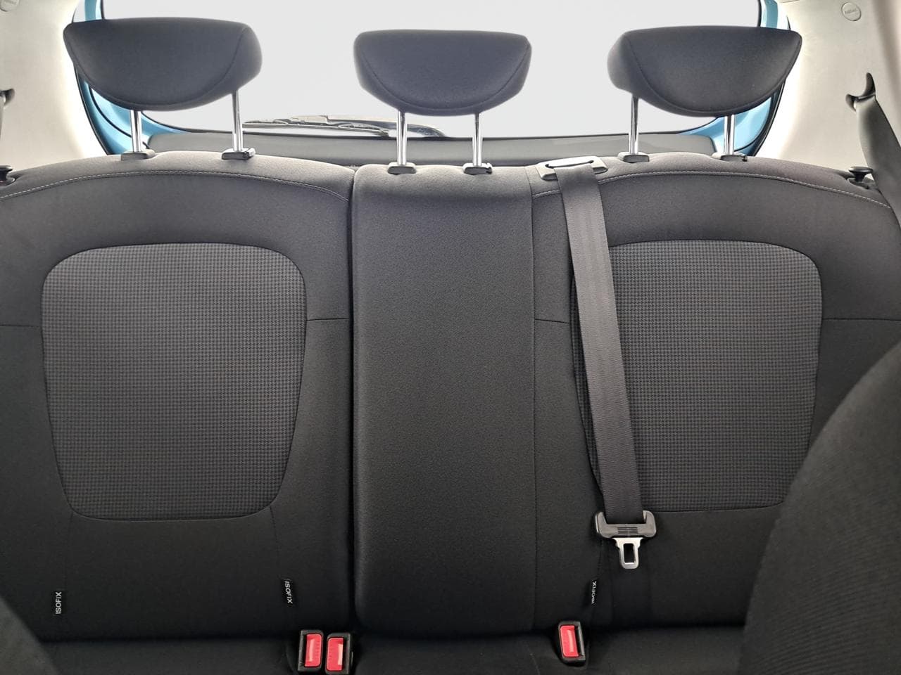 2014 Hyundai i20 - 14