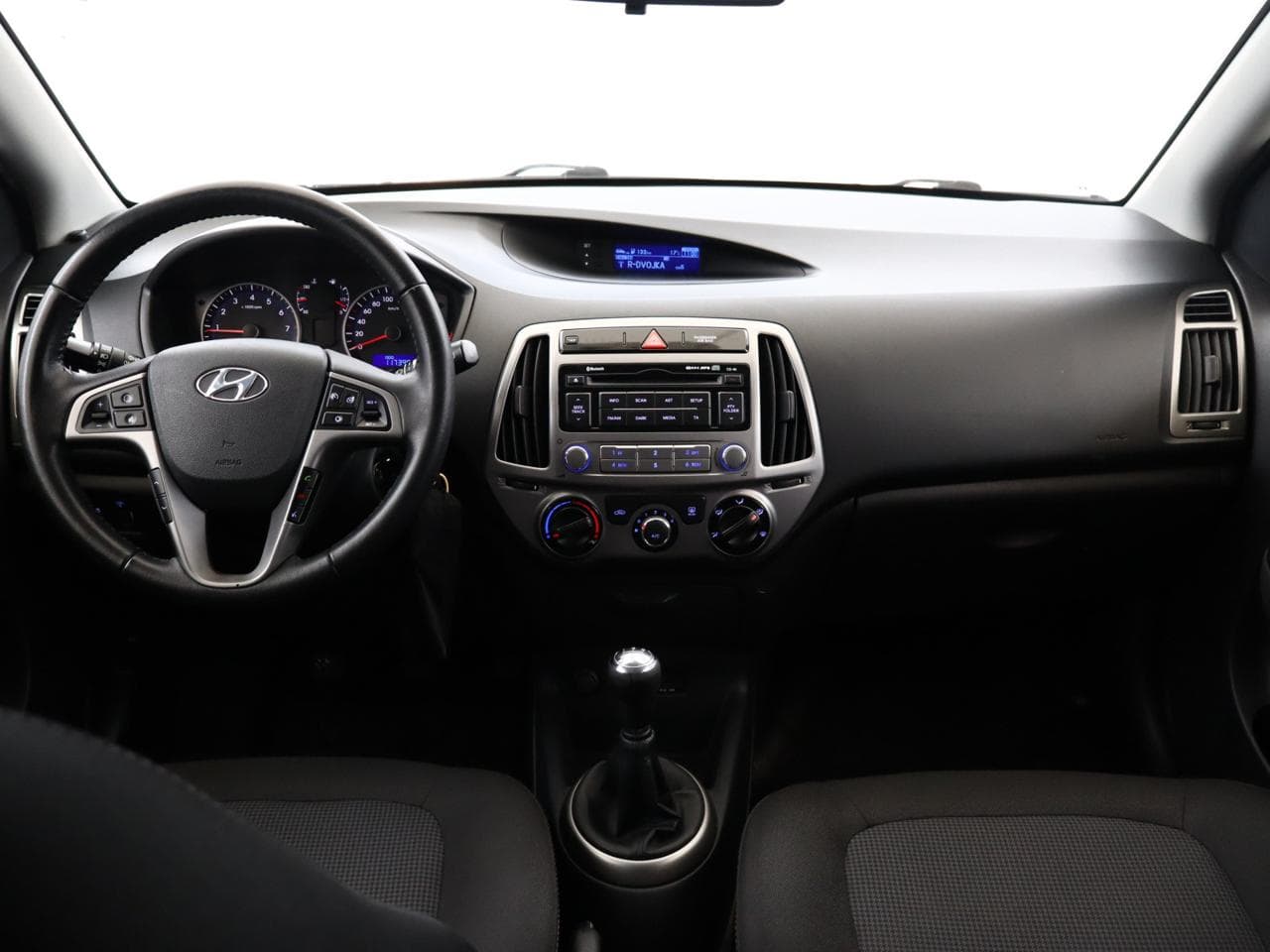 2014 Hyundai i20 - 9