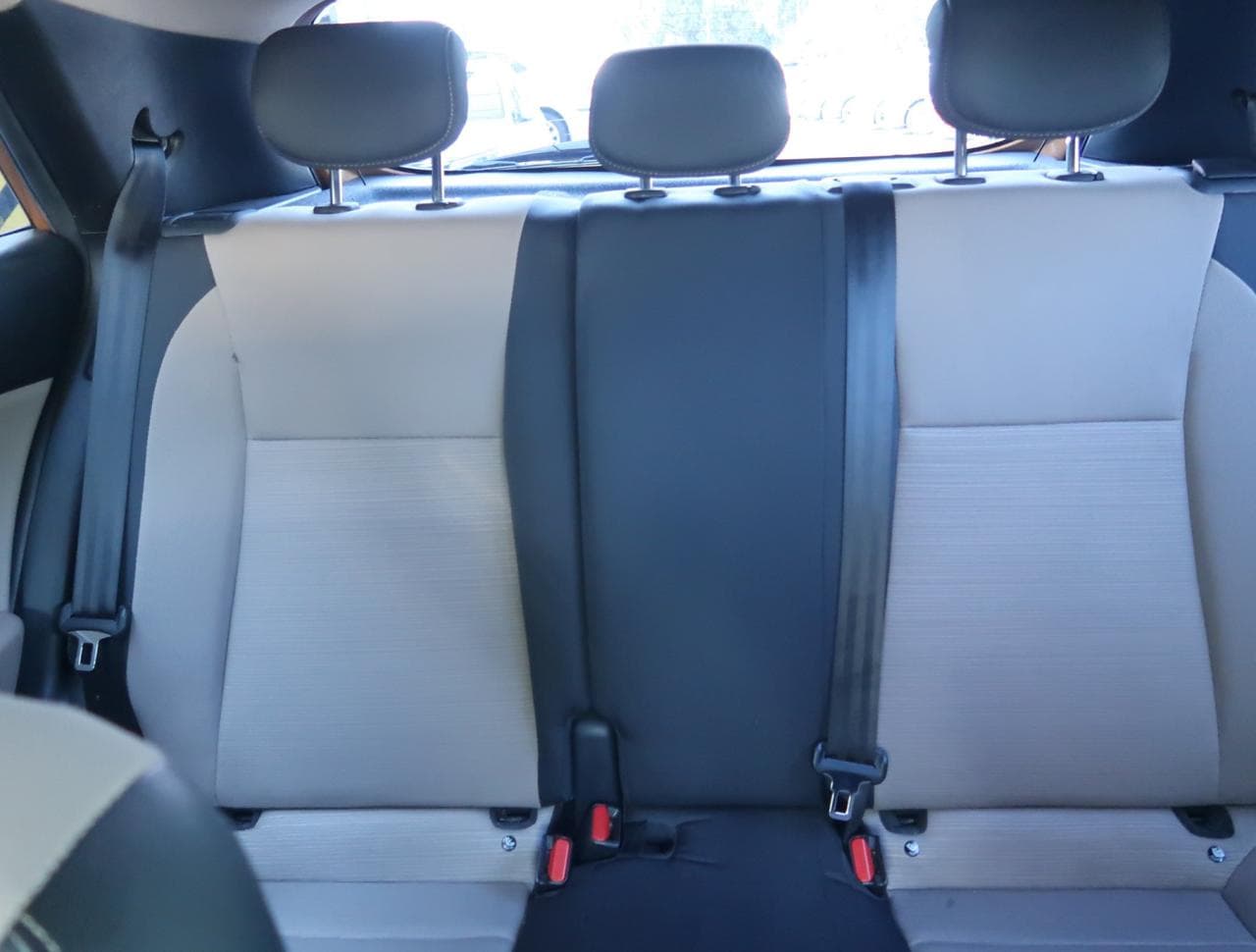 2015 Hyundai i20 - 14