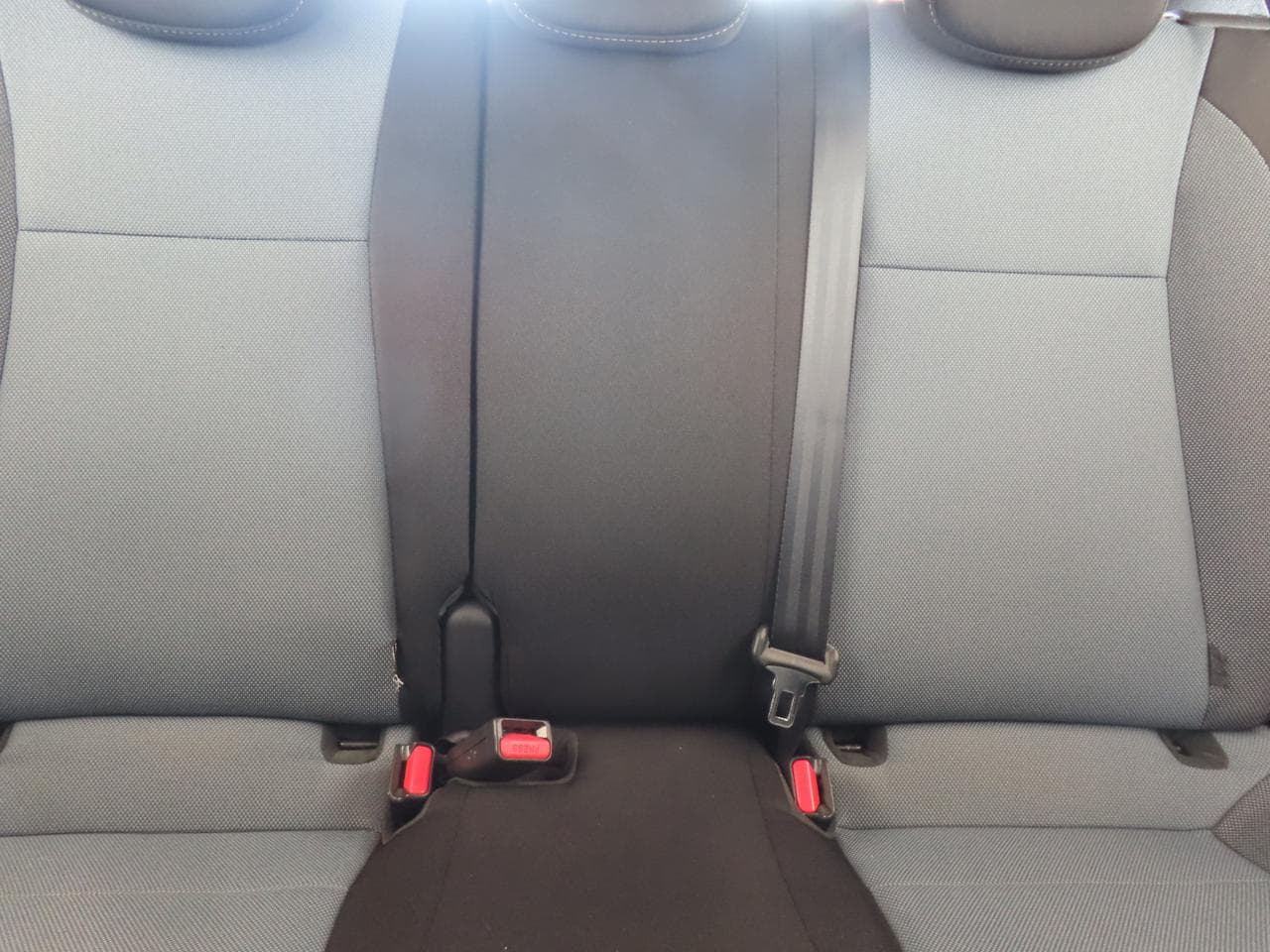 2017 Hyundai i20 - 14