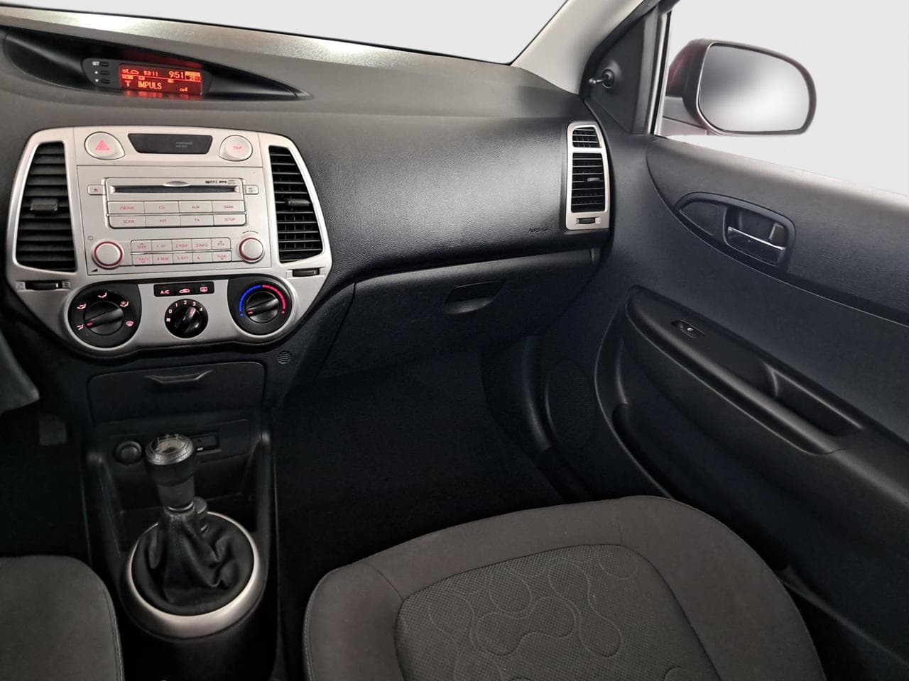 2009 Hyundai i20 - 11