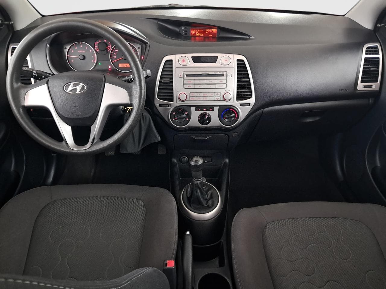 2009 Hyundai i20 - 10
