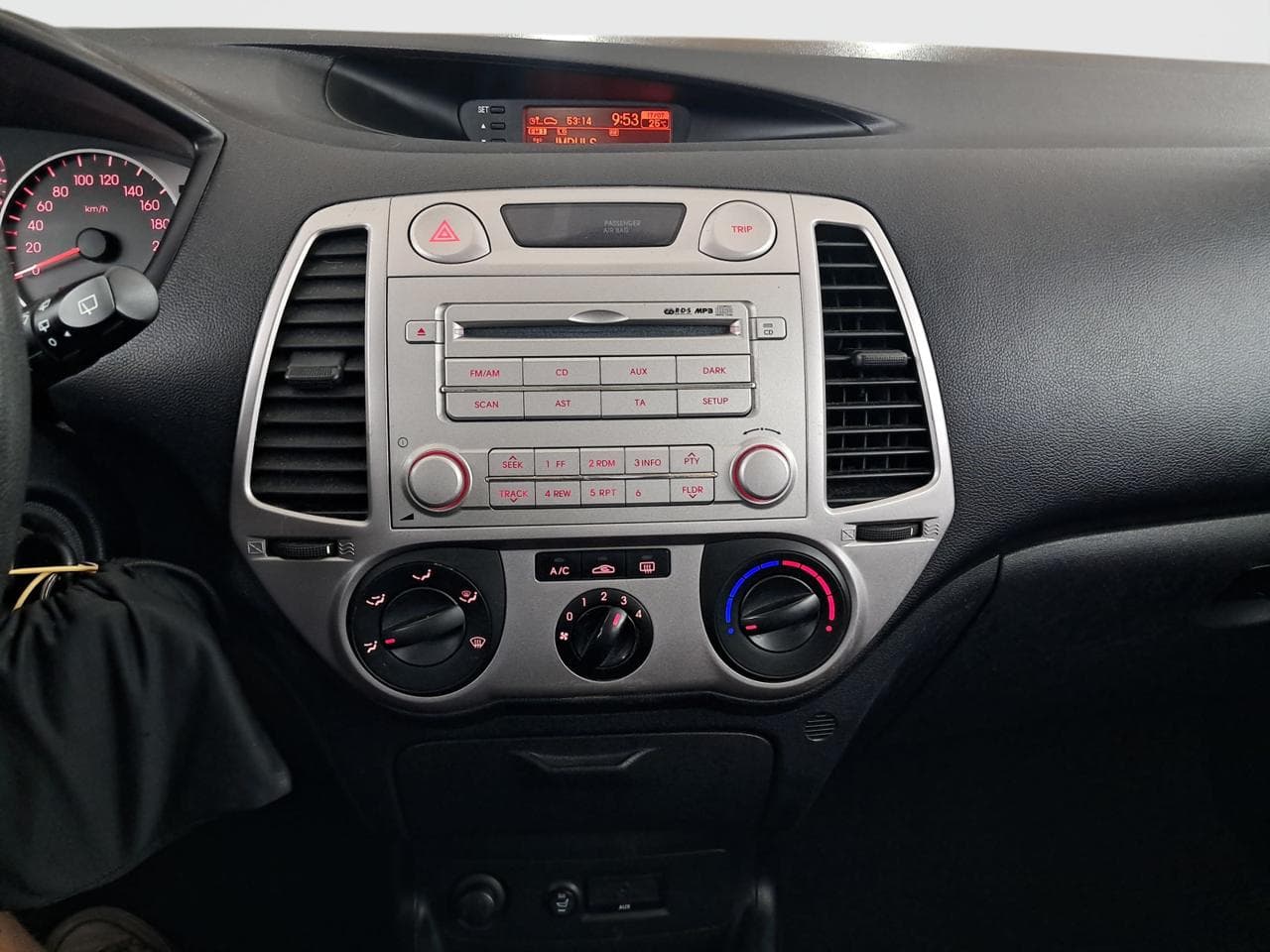 2009 Hyundai i20 - 18