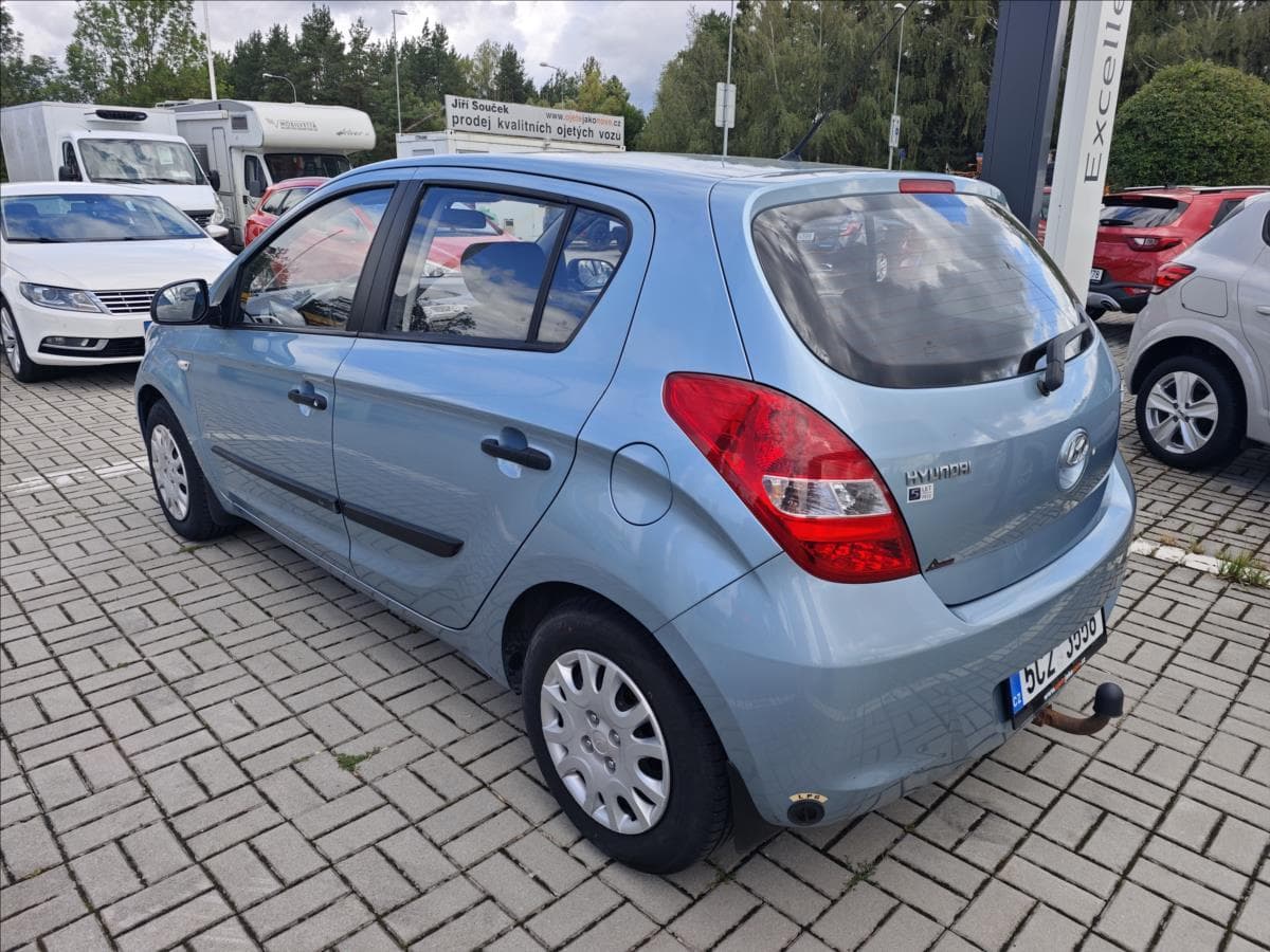 2010 Hyundai i20 - 4