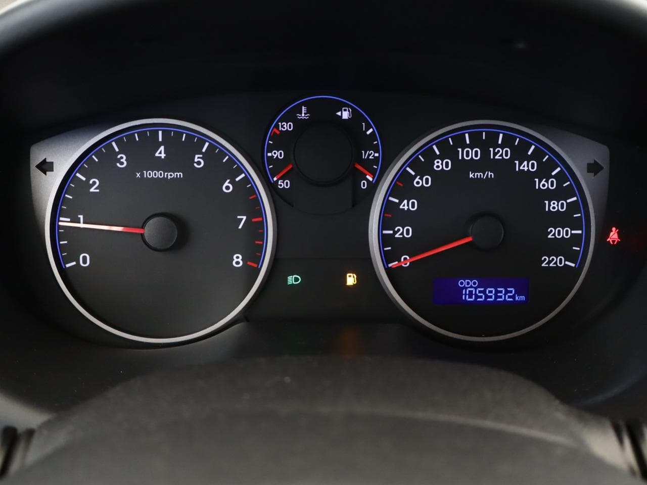 2012 Hyundai i20 - 14