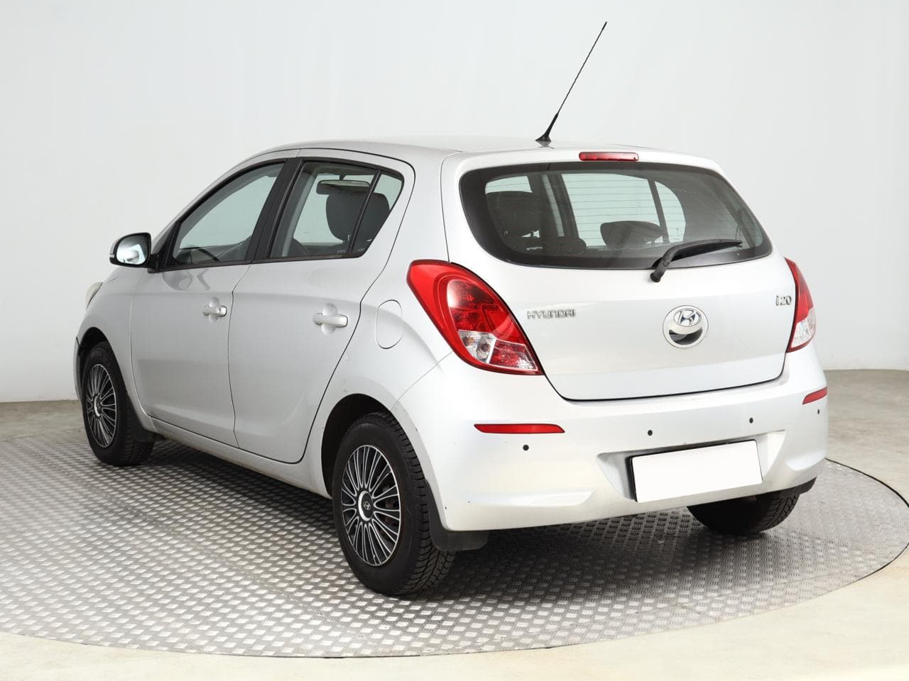 2012 Hyundai i20 - 5