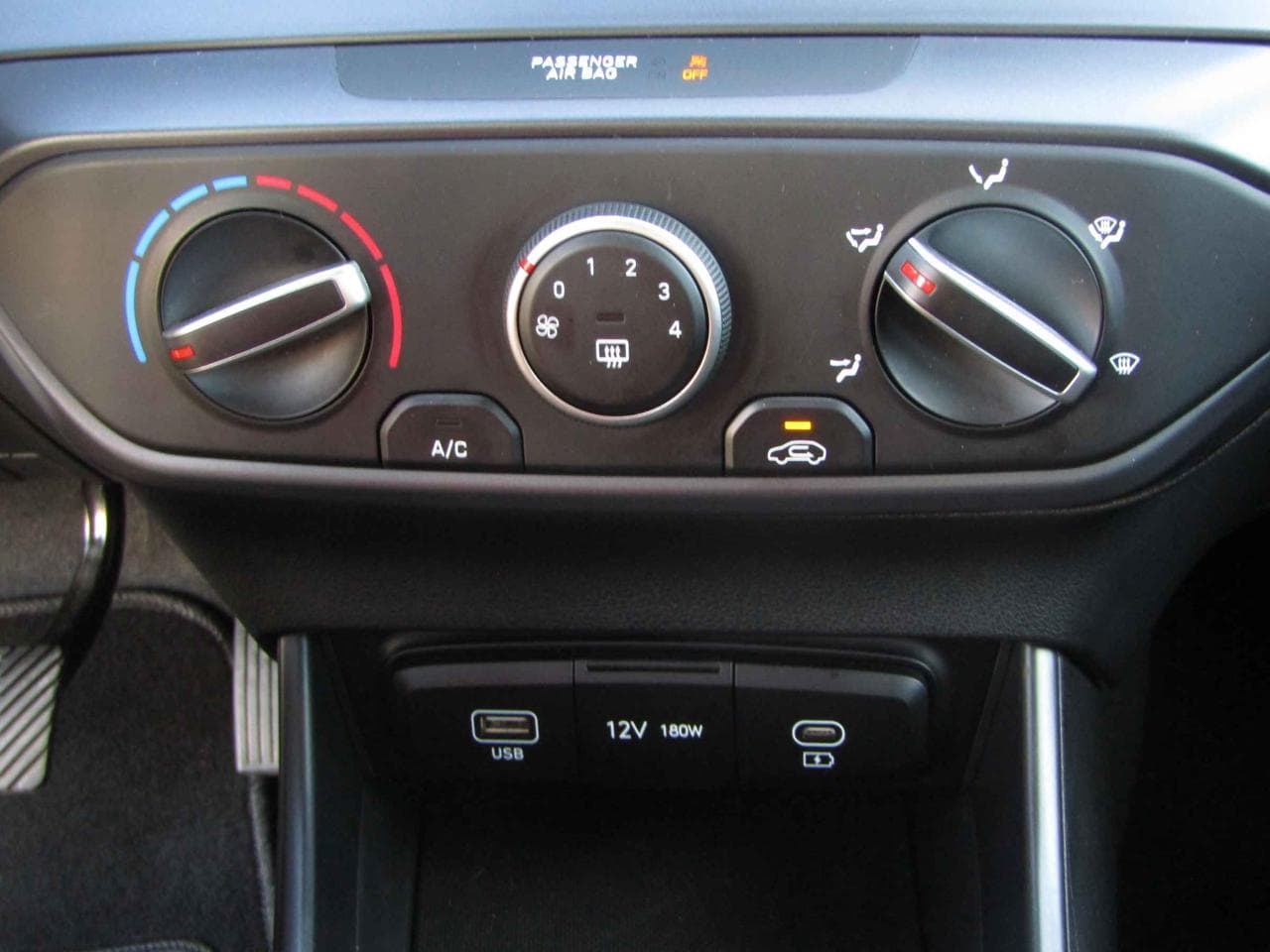 2024 Hyundai i20 - 14
