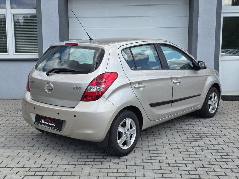2011 Hyundai i20 - 3