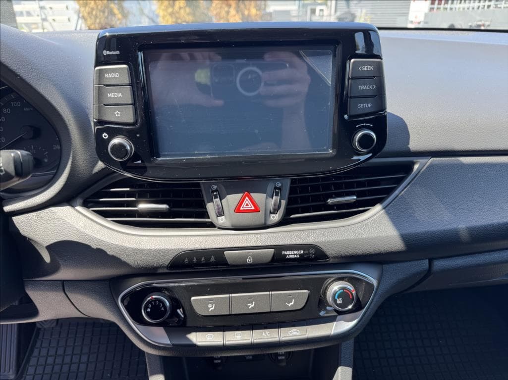 2021 Hyundai i30 - 18