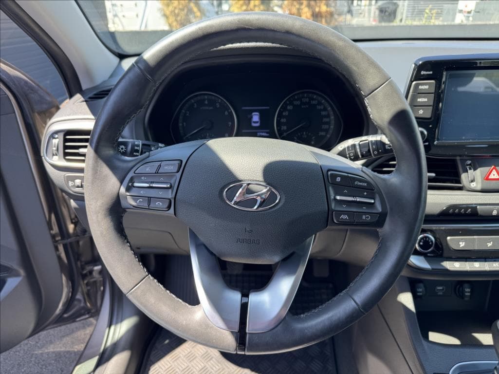 2021 Hyundai i30 - 16