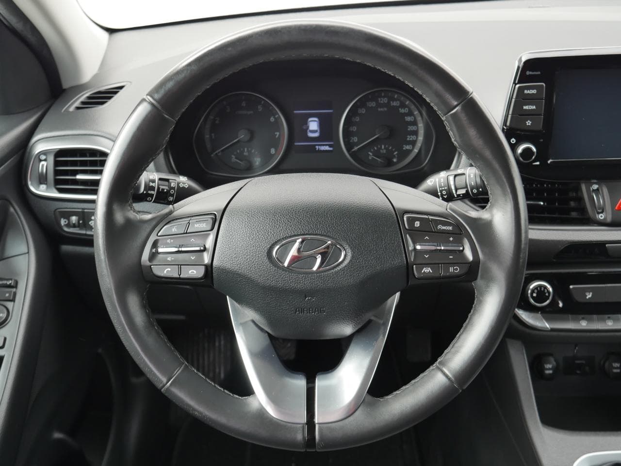 2020 Hyundai i30 - 11