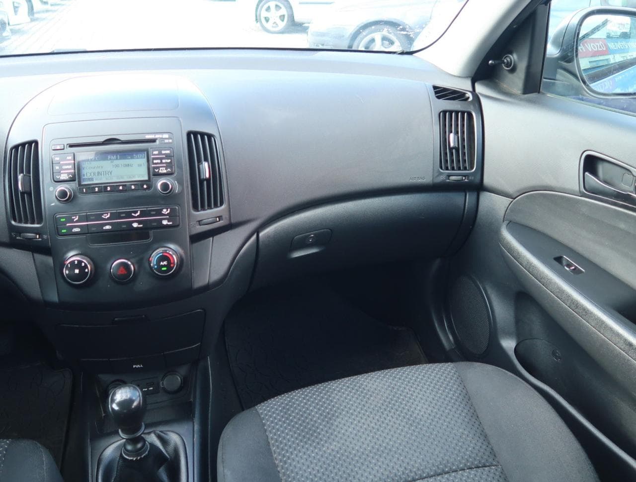 2009 Hyundai i30 - 11