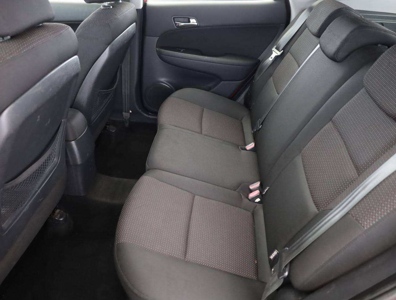 2011 Hyundai i30 - 12