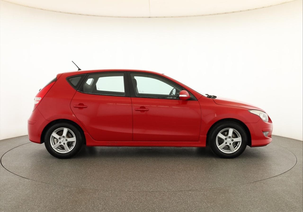 2011 Hyundai i30 - 8