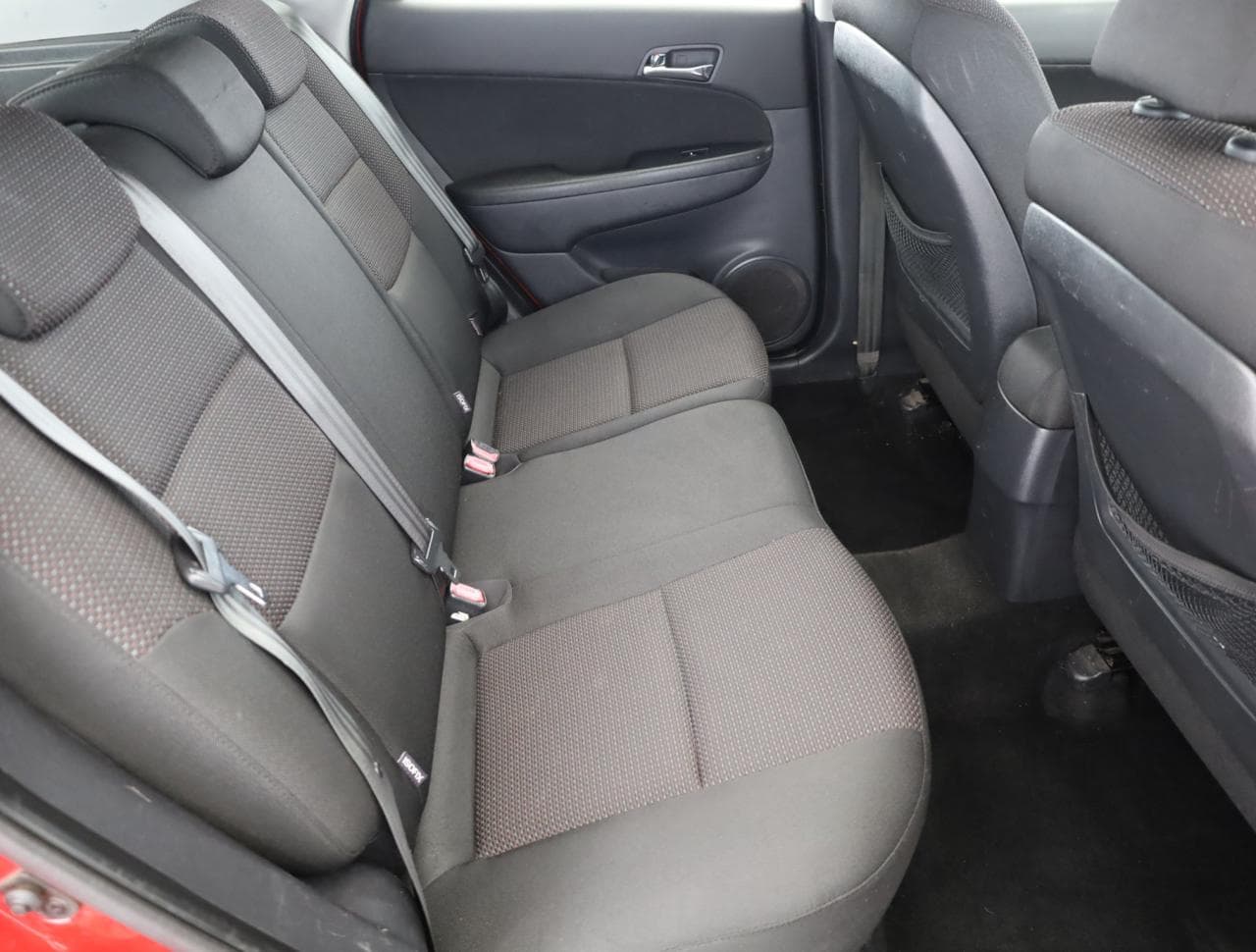 2011 Hyundai i30 - 11