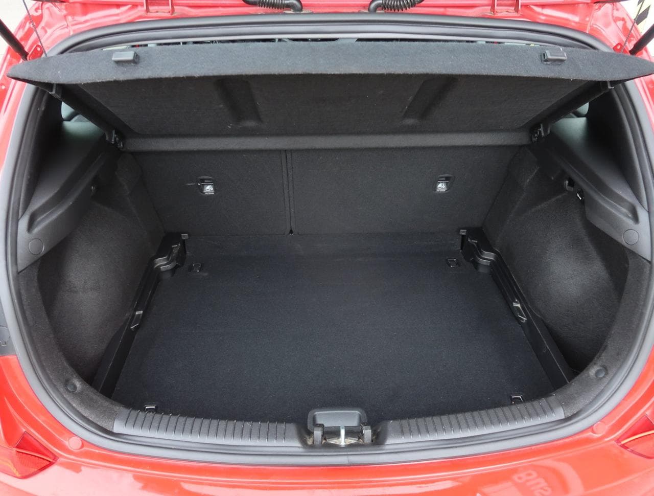 2019 Hyundai i30 - 19