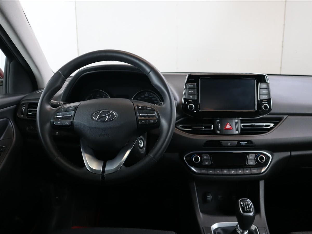 2022 Hyundai i30 - 11