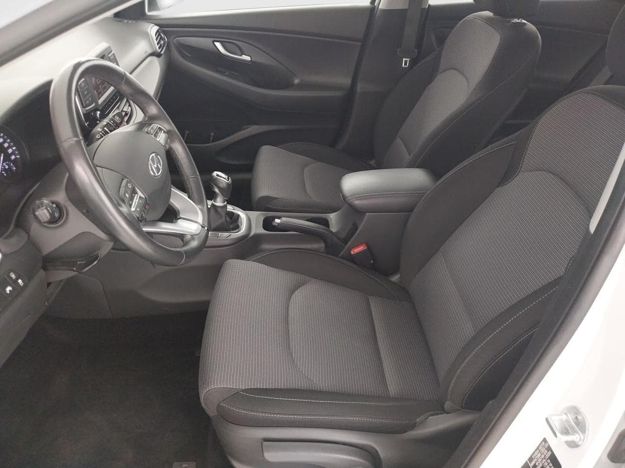 2020 Hyundai i30 - 16