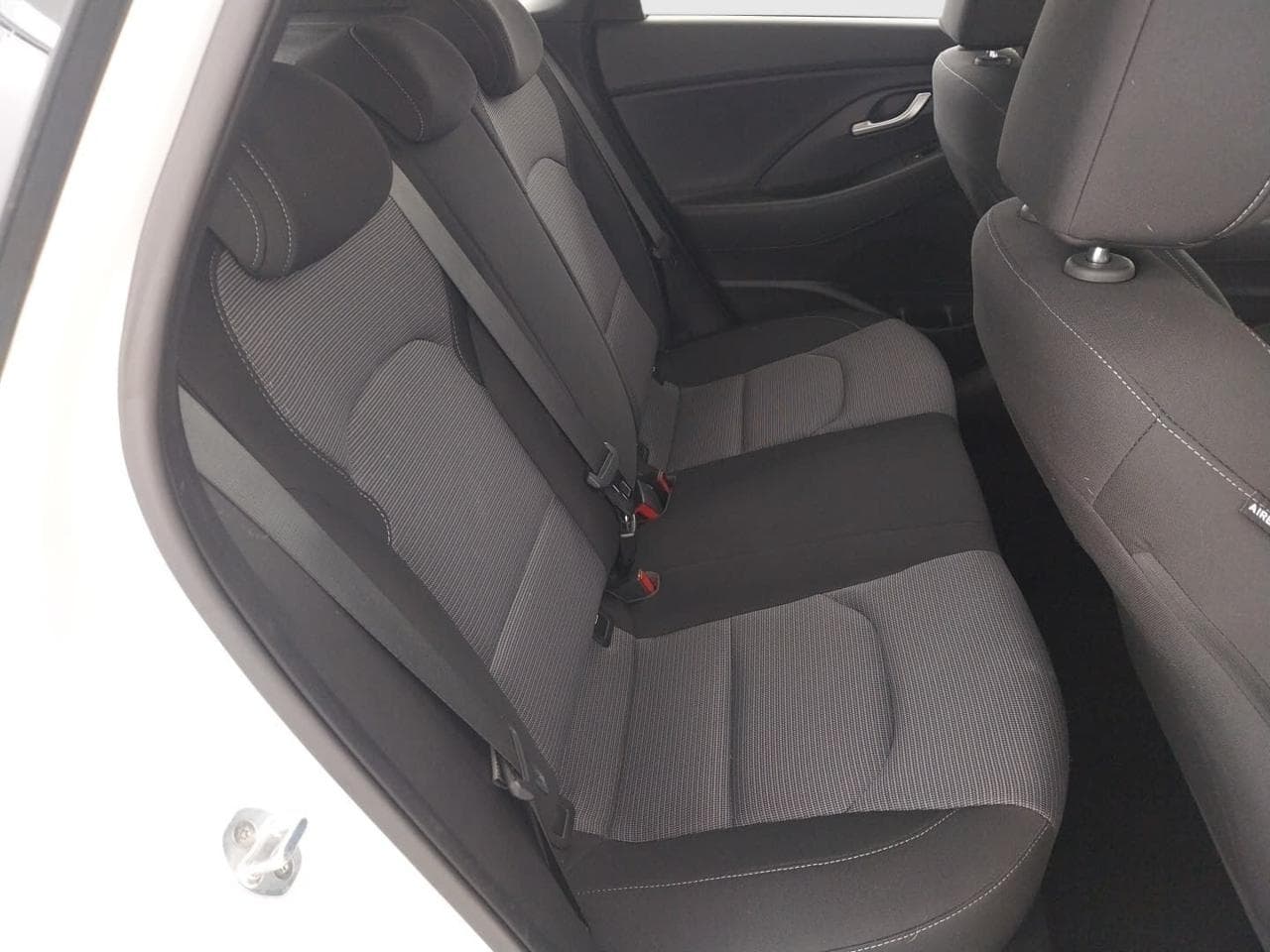 2020 Hyundai i30 - 13