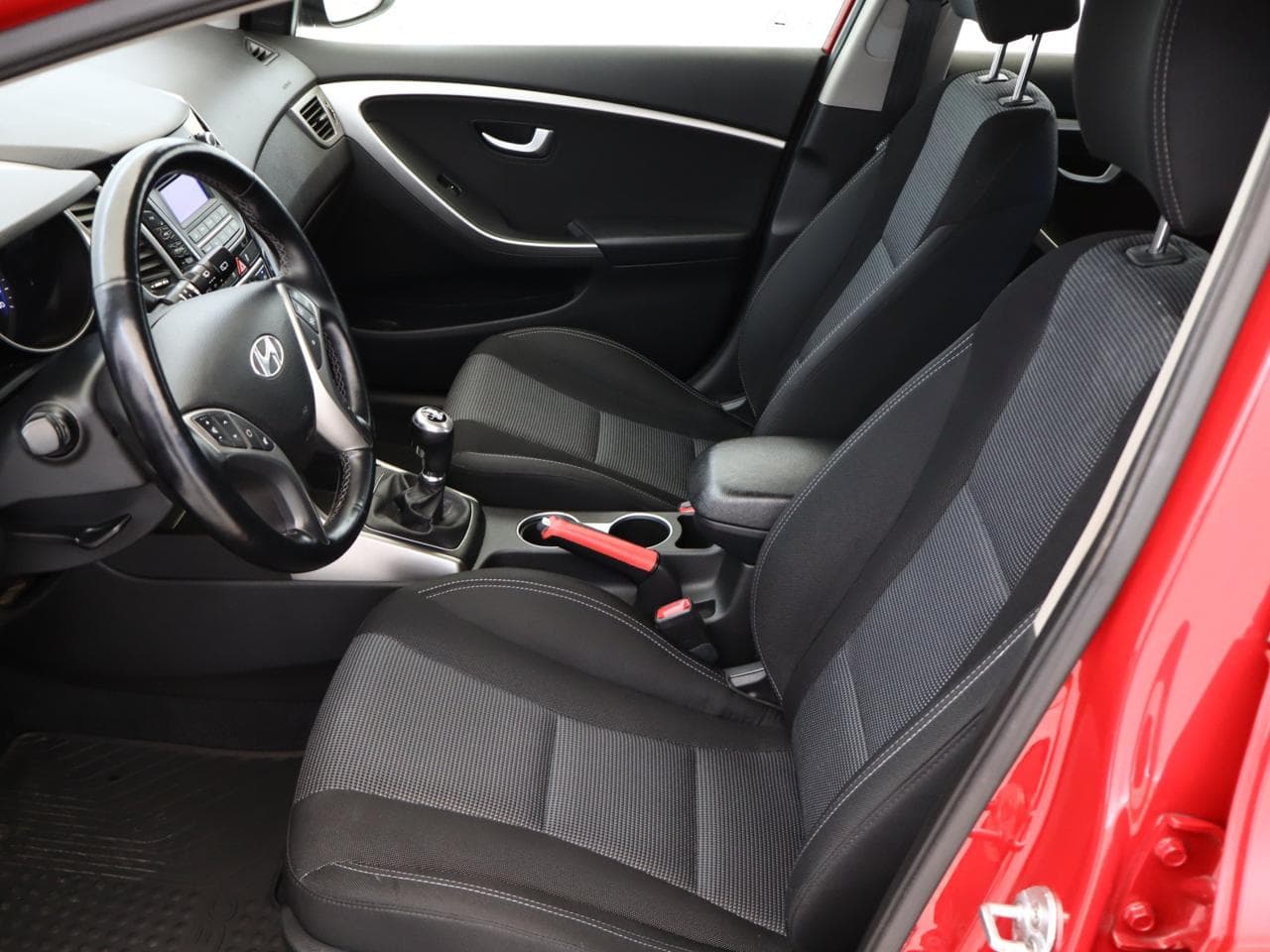 2013 Hyundai i30 - 14