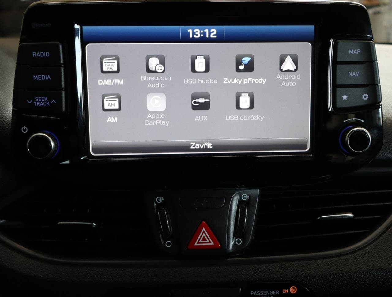 2020 Hyundai i30 - 19