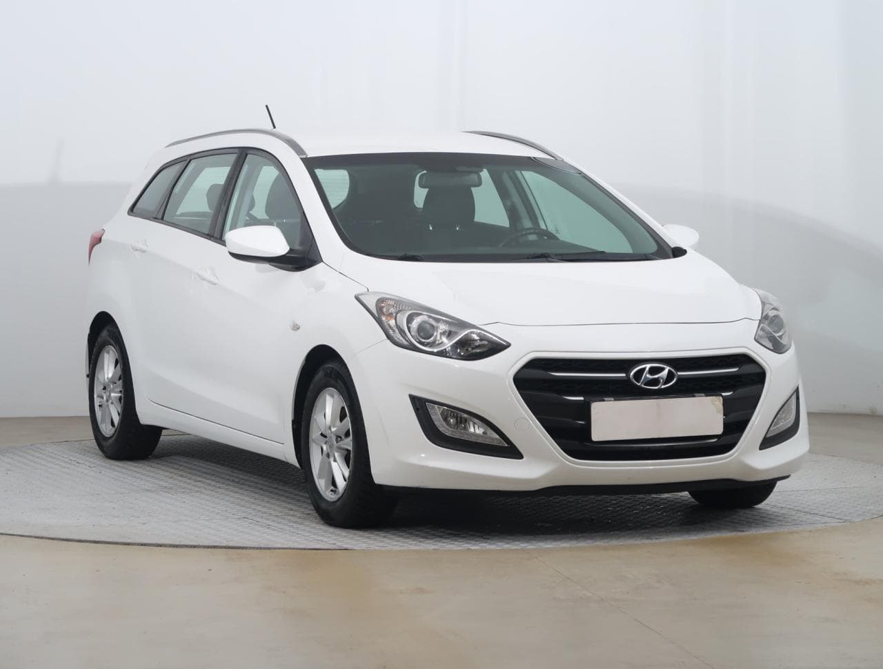 Hyundai i30 1.6 MPI 88kW kombi