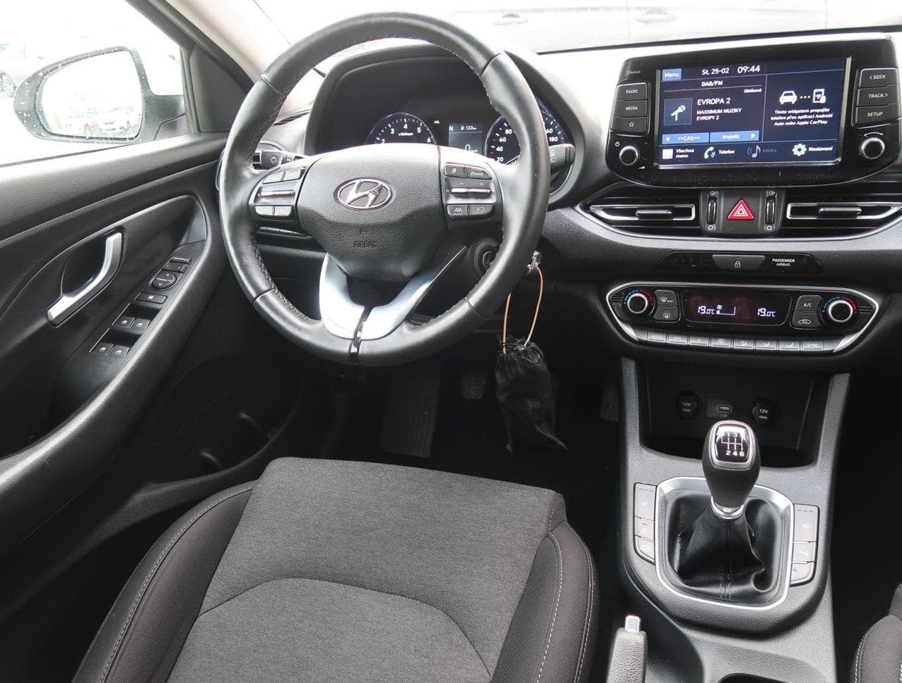 2022 Hyundai i30 - 9