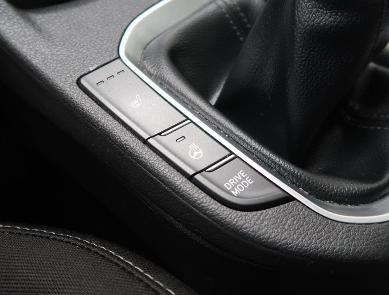 2022 Hyundai i30 - 18