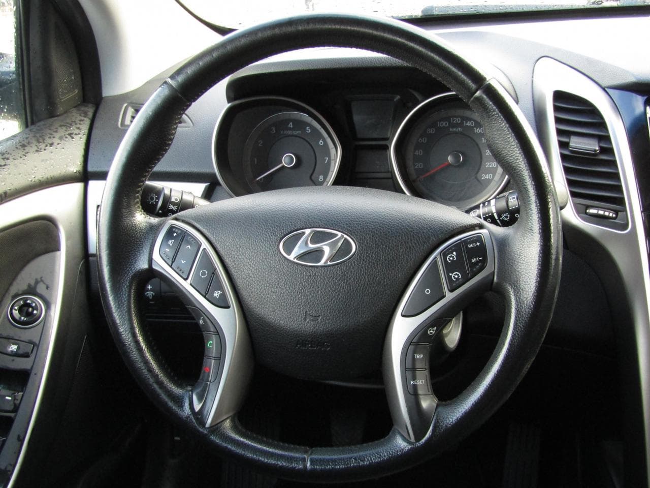 2012 Hyundai I30 - 11