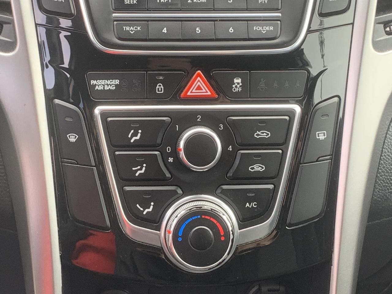 2012 Hyundai I30 - 16