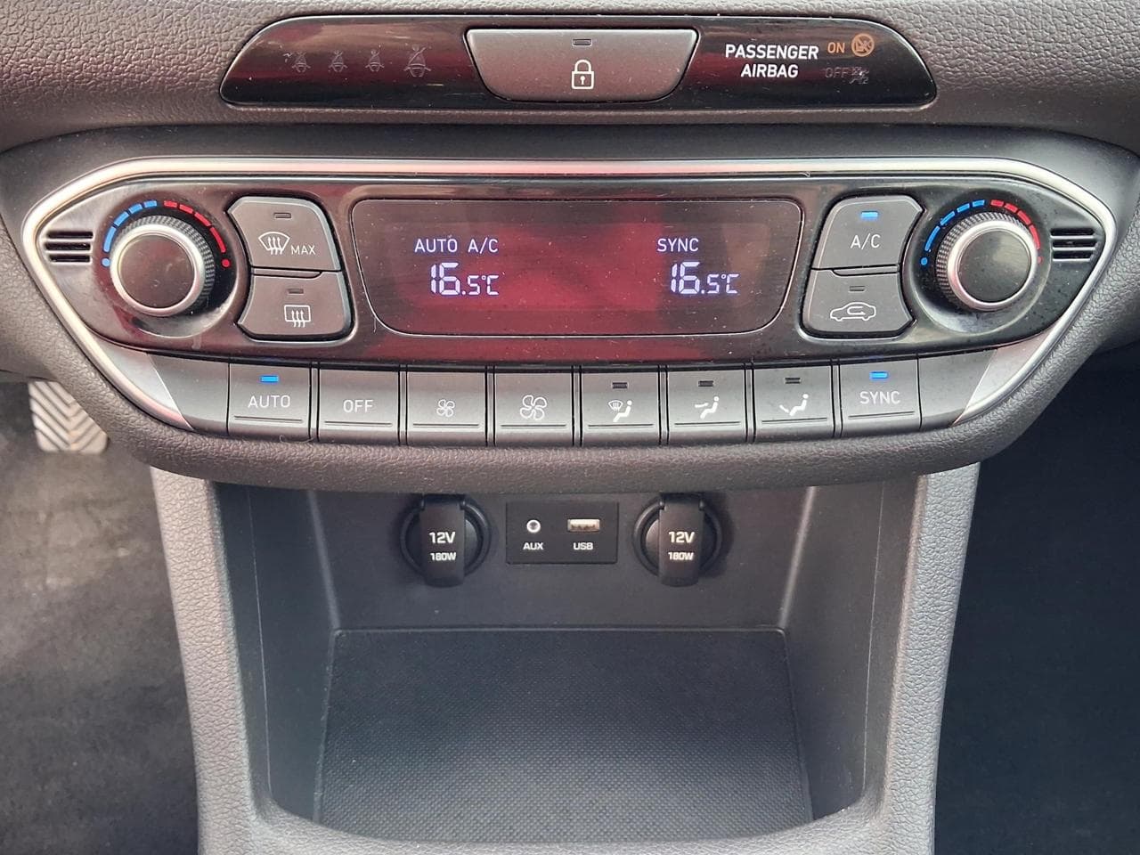 2020 Hyundai I30 - 17