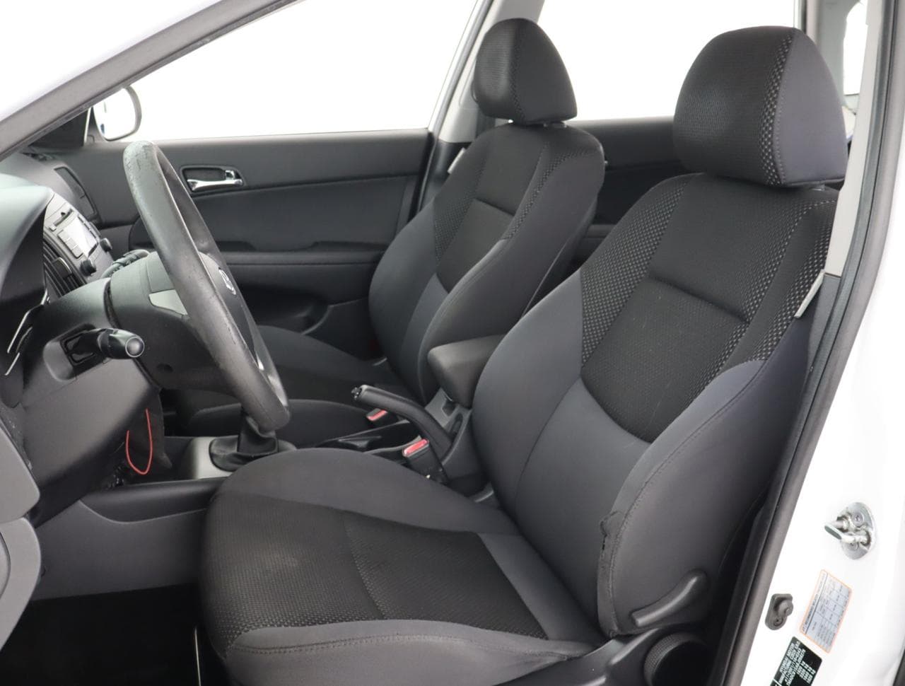 2011 Hyundai I30 - 16