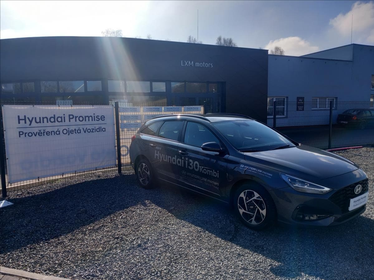 2025 Hyundai i30