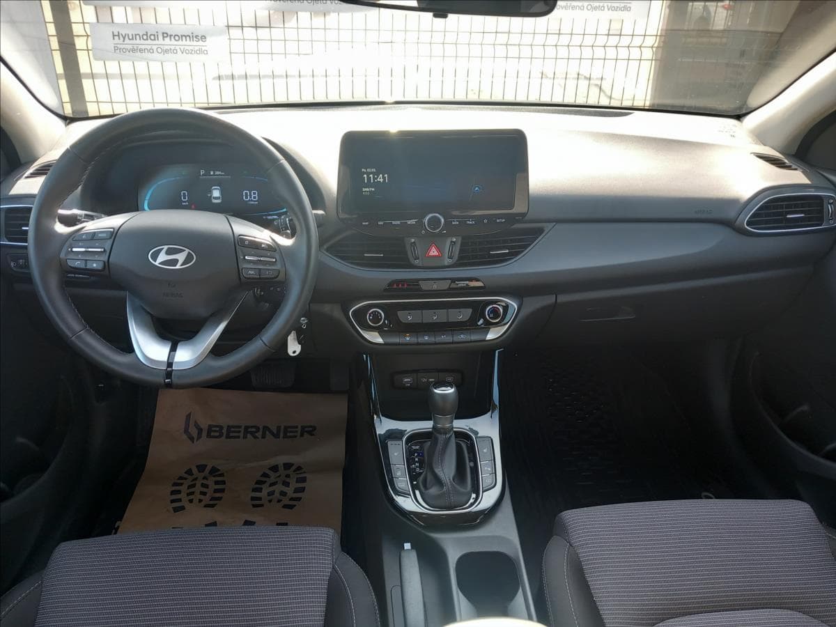 2025 Hyundai i30 - 9