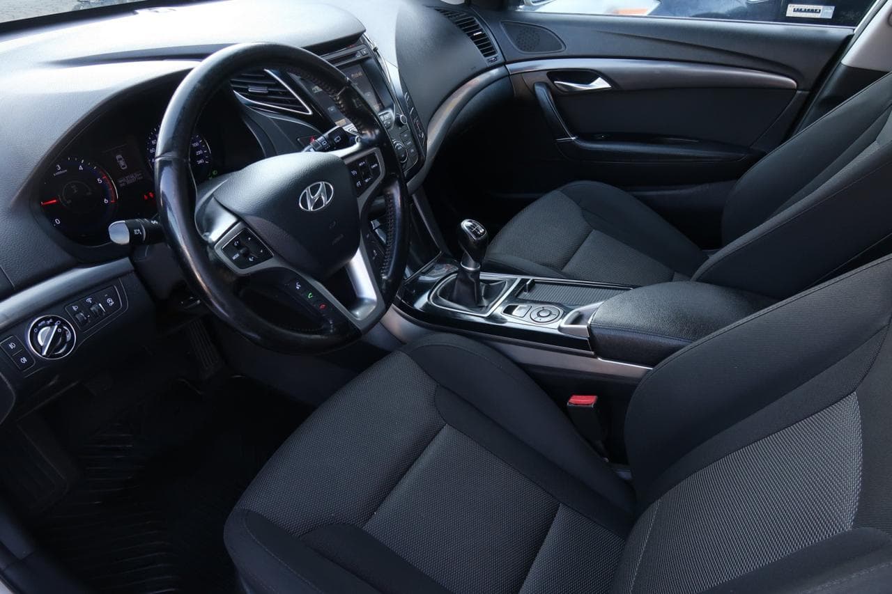 2013 Hyundai I40 - 16