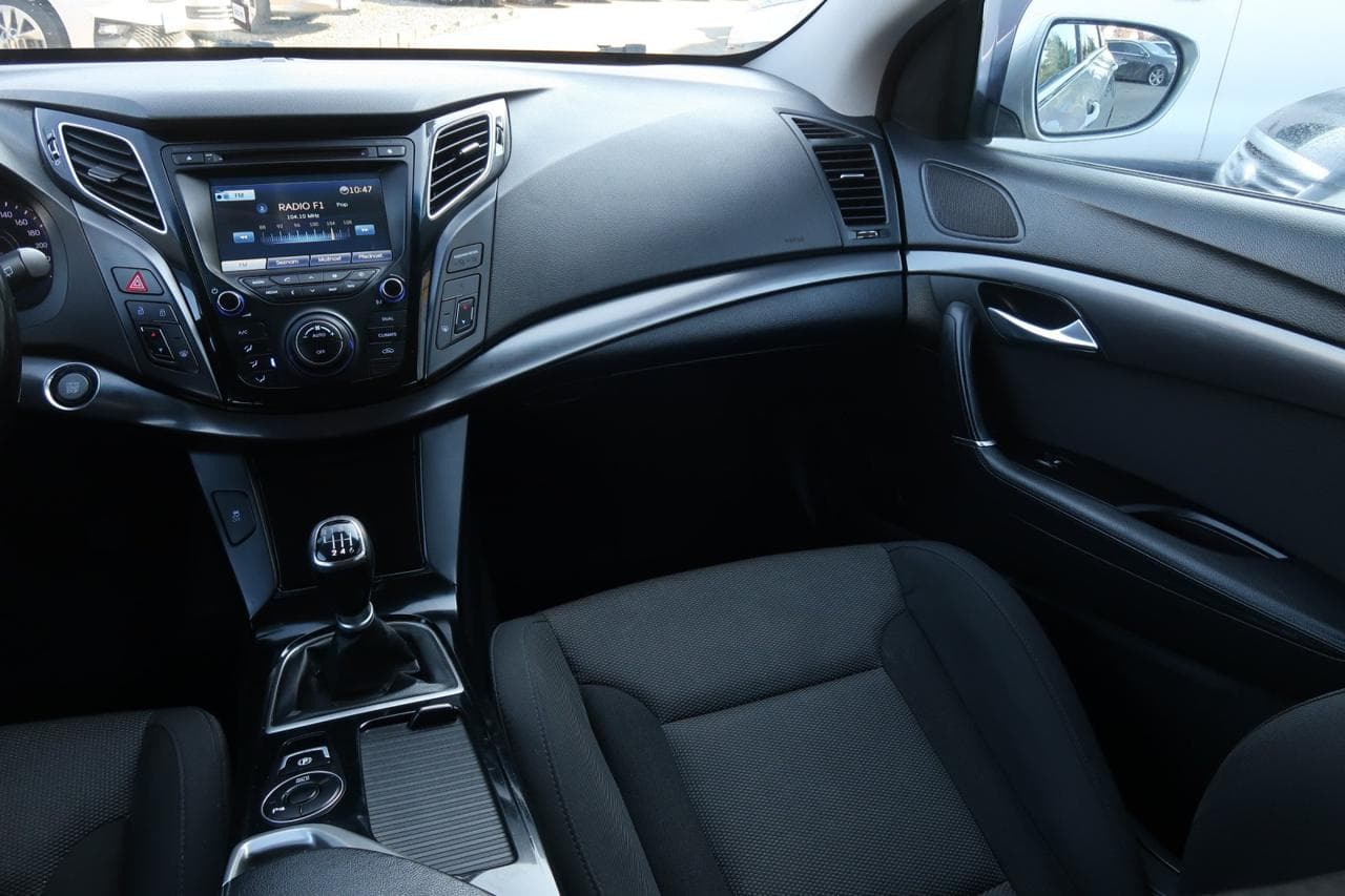 2013 Hyundai I40 - 11