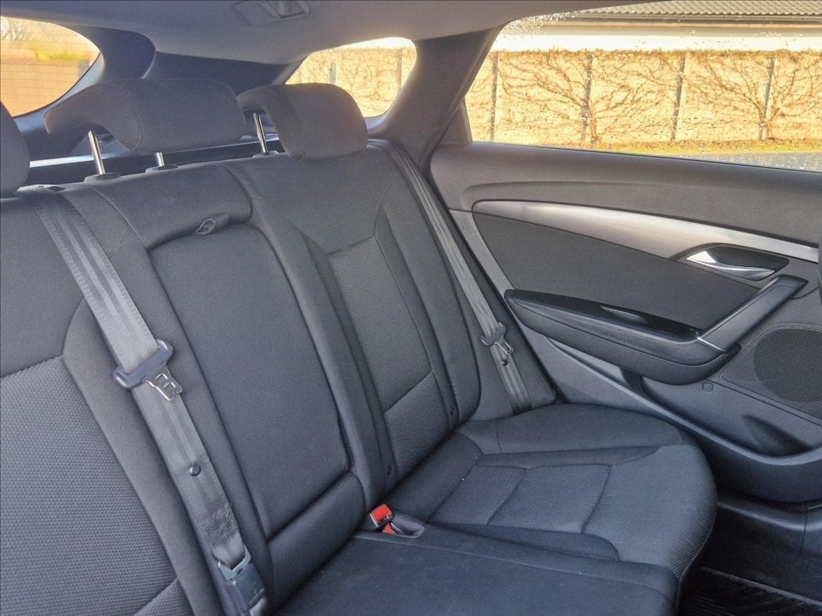 2012 Hyundai I40 - 12